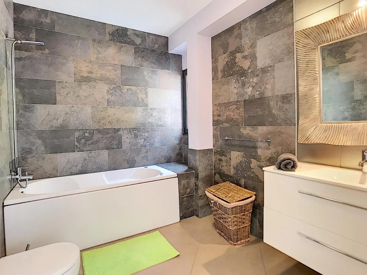 Villa Do Paul By Lovelystay Paul do Mar  Hébergement de vacances Paul do Mar (Madeira)